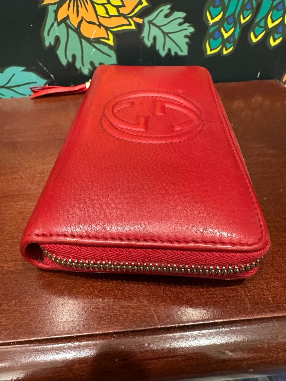 Gucci Soho Cellarius Red Leather Interlocking G Zip Around Tassel Wallet - Picture 8 of 14